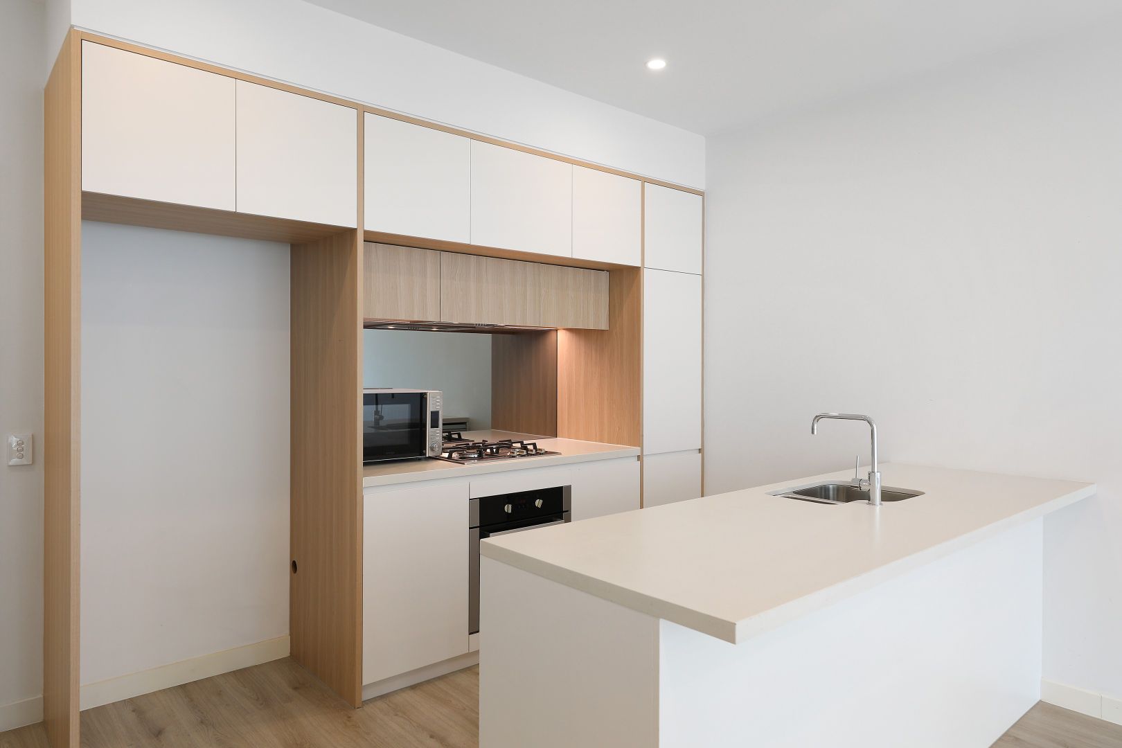 302/8 Aviators Way, Penrith NSW 2750, Image 2