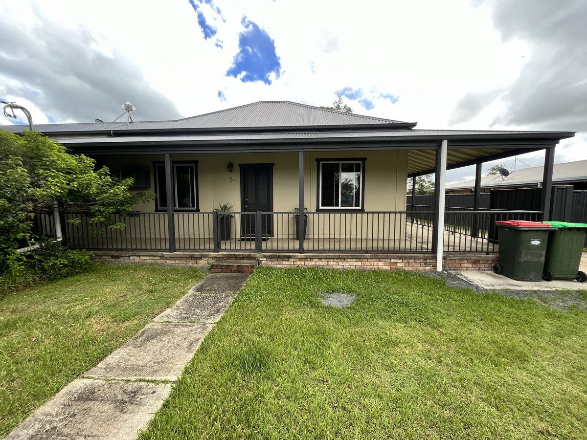 2 bedrooms House in 5a Armidale Road COUTTS CROSSING NSW, 2460