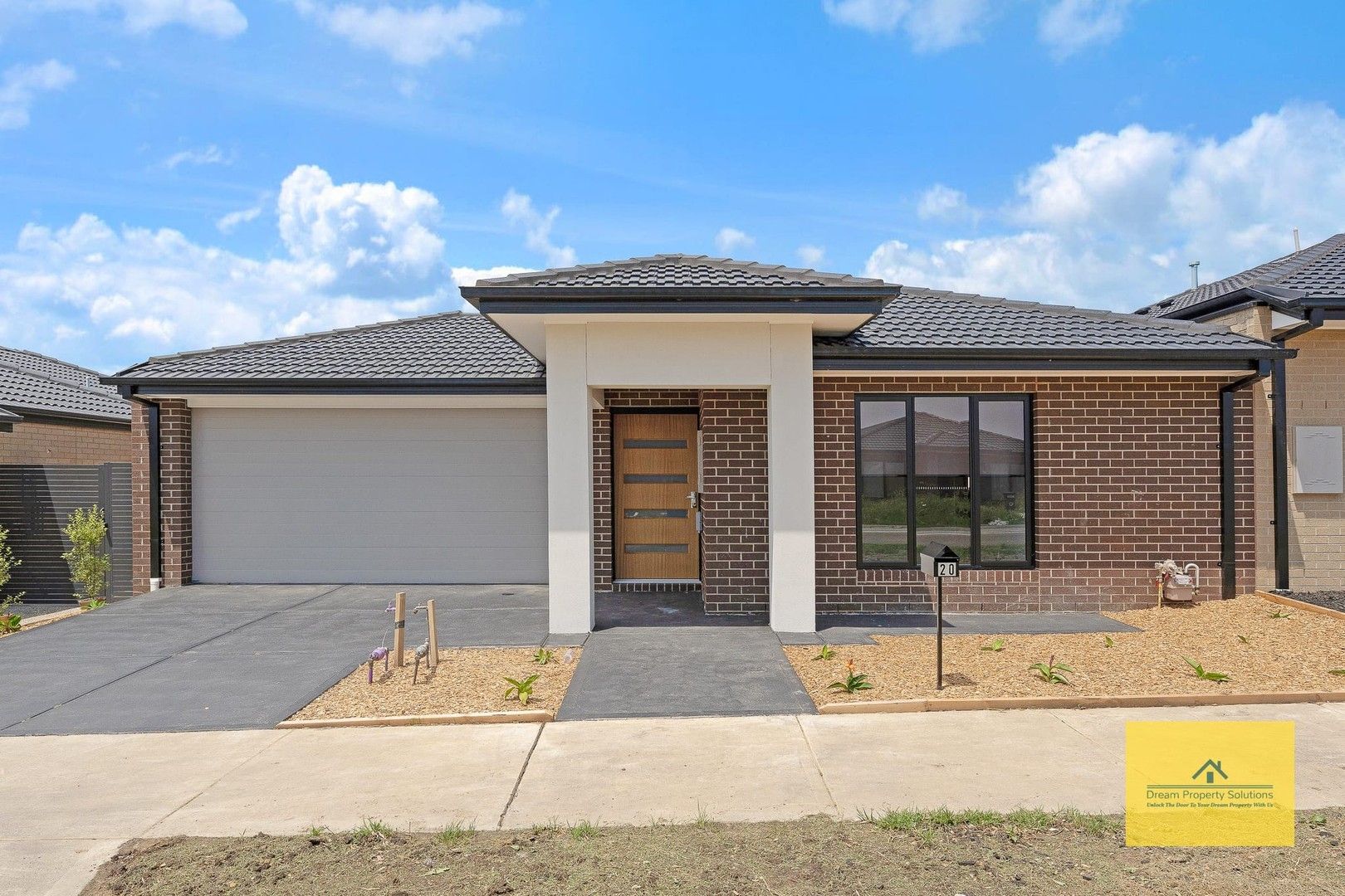 4 bedrooms House in 9 Sweep Street CRANBOURNE EAST VIC, 3977