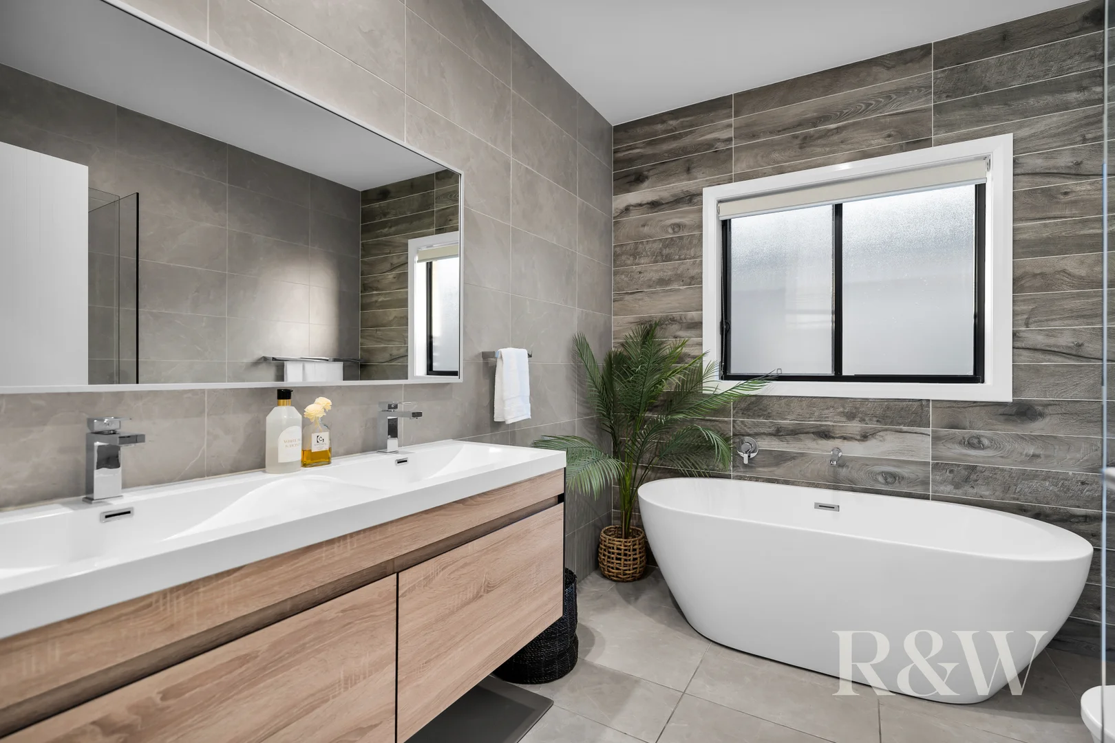 Additional image 25 of 18 GOVERNOR DRIVE, Harrington Park NSW 2567