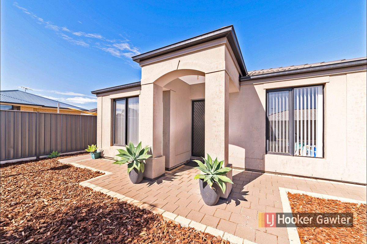 4 Stringy Bark Court, Munno Para West SA 5115, Image 2