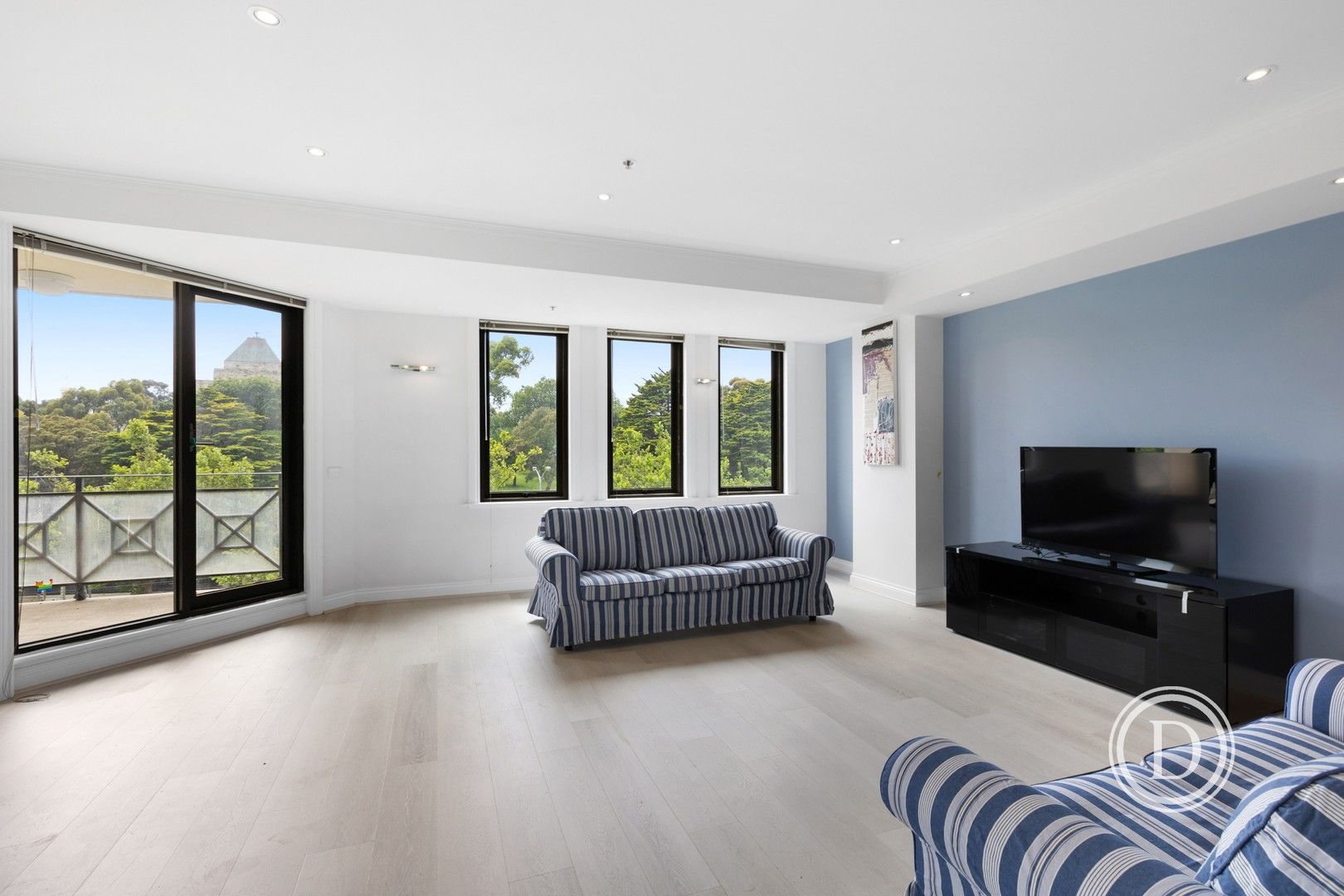 2 bedrooms Apartment / Unit / Flat in 311/360 St Kilda Road MELBOURNE VIC, 3004