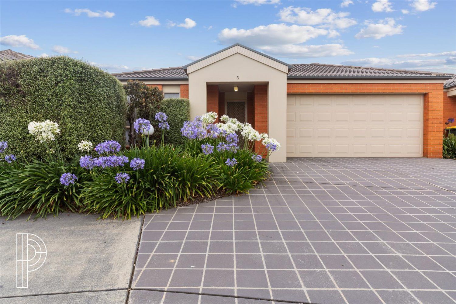 3 bedrooms Apartment / Unit / Flat in 3/36 Pannamena Crescent JERRABOMBERRA NSW, 2619