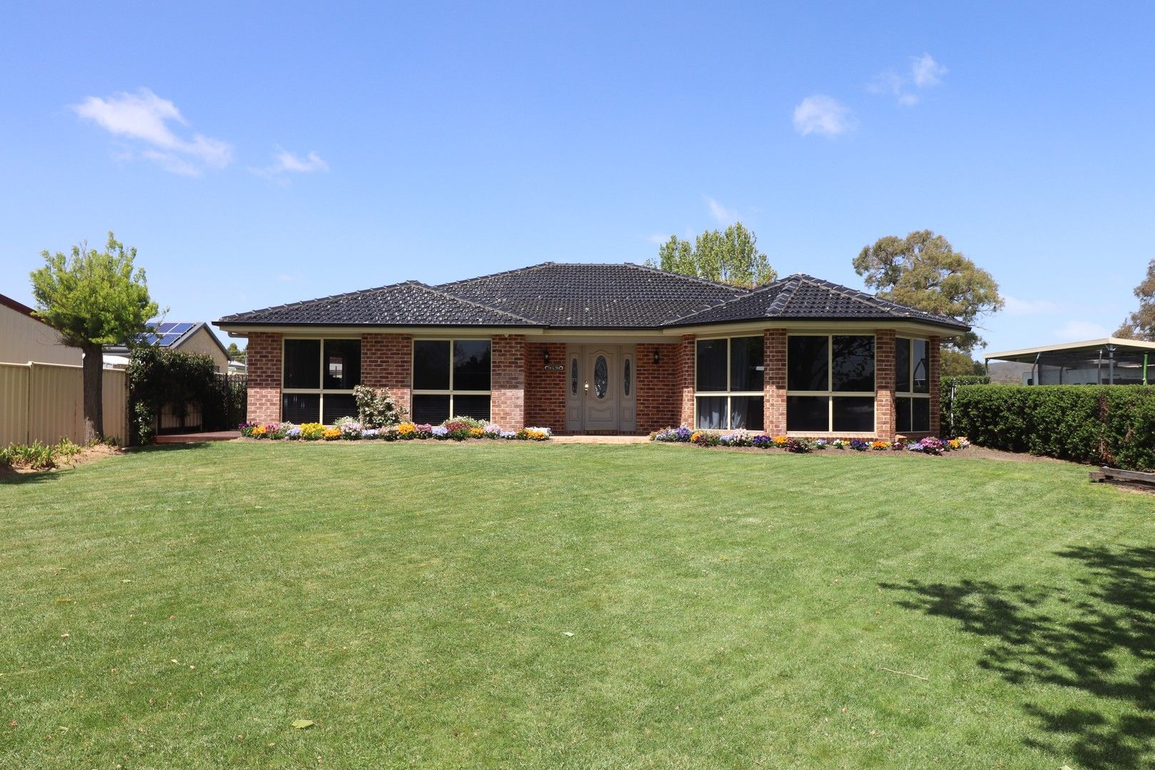 13 Wentworth Street, Glen Innes NSW 2370, Image 0