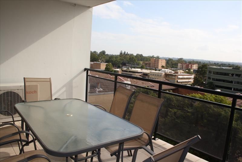 2 bedrooms Apartment / Unit / Flat in 15/24 Campbell St PARRAMATTA NSW, 2150