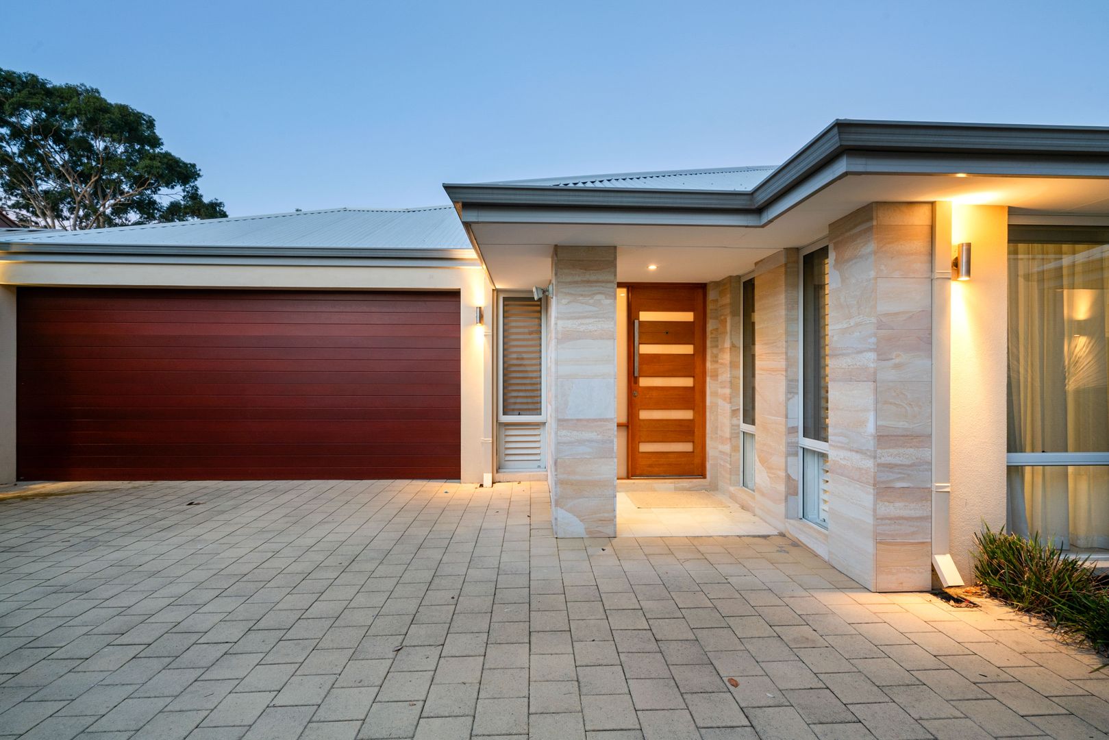 4 bedrooms House in 18A Lambert Street ALFRED COVE WA, 6154