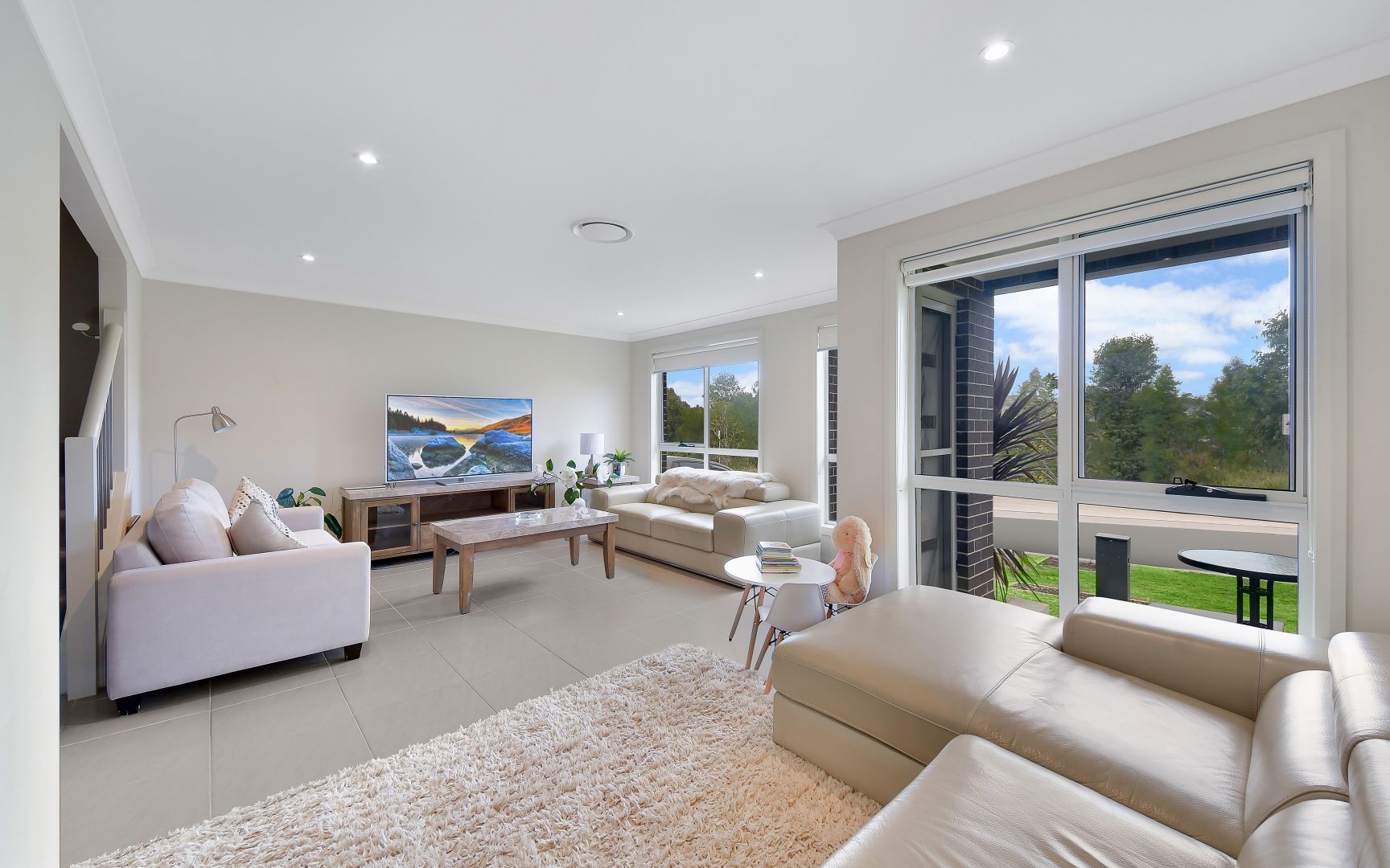 3 Morley Place, Glenfield NSW 2167, Image 2