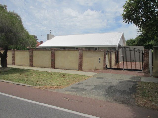 3 bedrooms House in 45 Roberts Road LATHLAIN WA, 6100