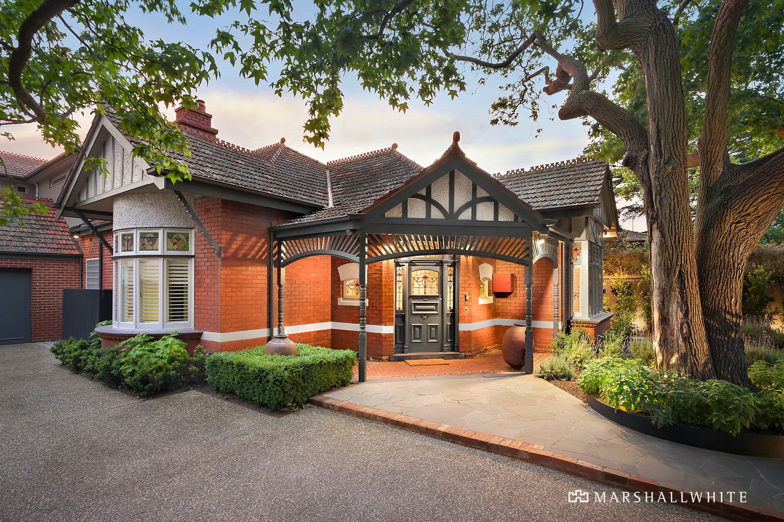 10 Central Park Road, Malvern East VIC 3145, Image 0