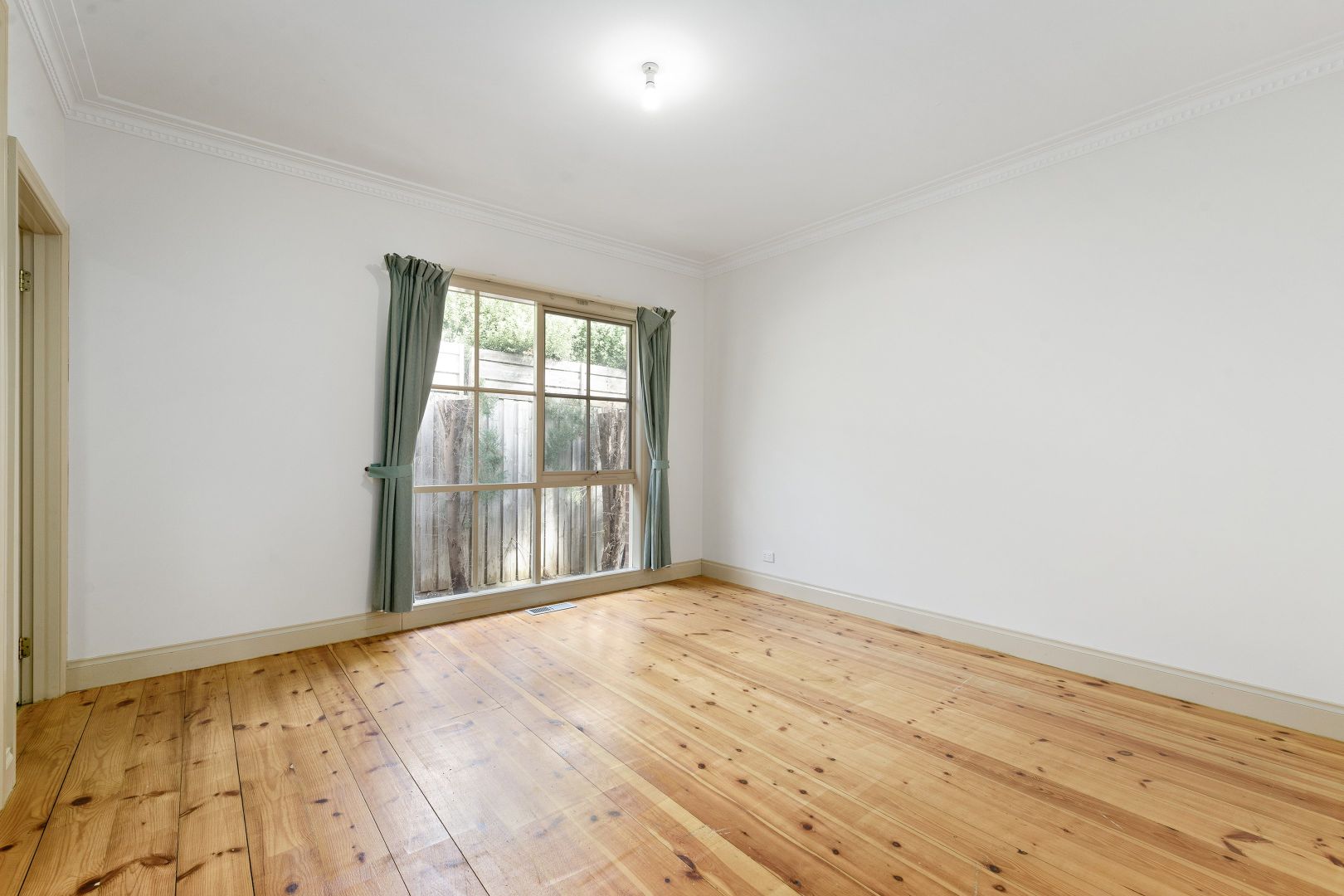 9A Tunstall Avenue, Nunawading VIC 3131, Image 2