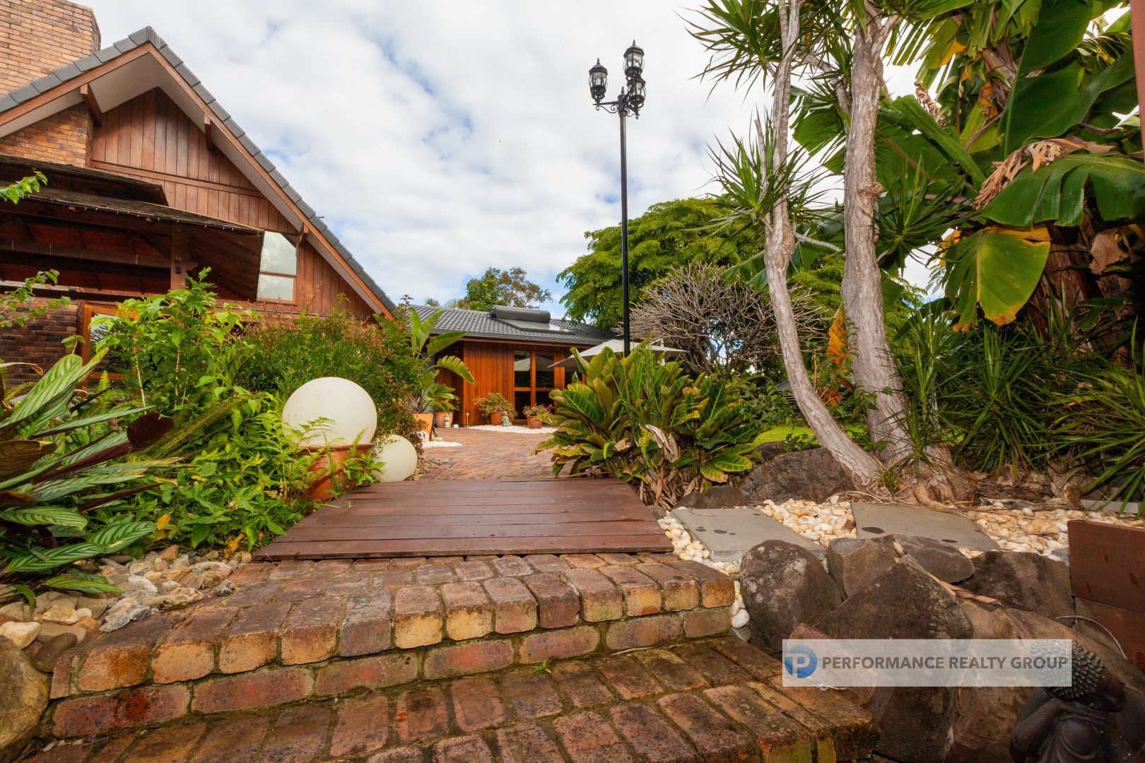 1 Langford Court, Mermaid Waters QLD 4218, Image 1