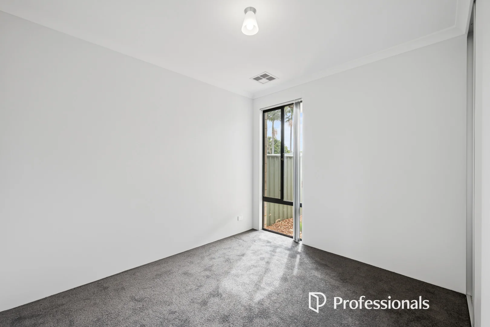 Additional image 12 of 32A Sussex Road, Forrestfield WA 6058