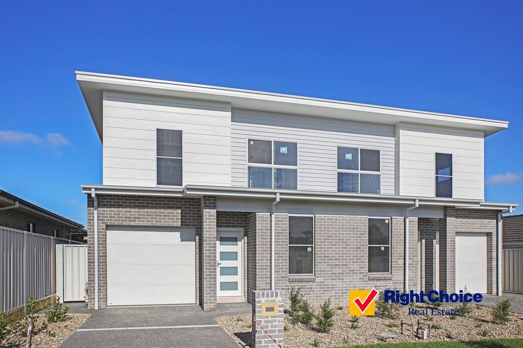 3 bedrooms Townhouse in 5 Lacebark Way ALBION PARK RAIL NSW, 2527