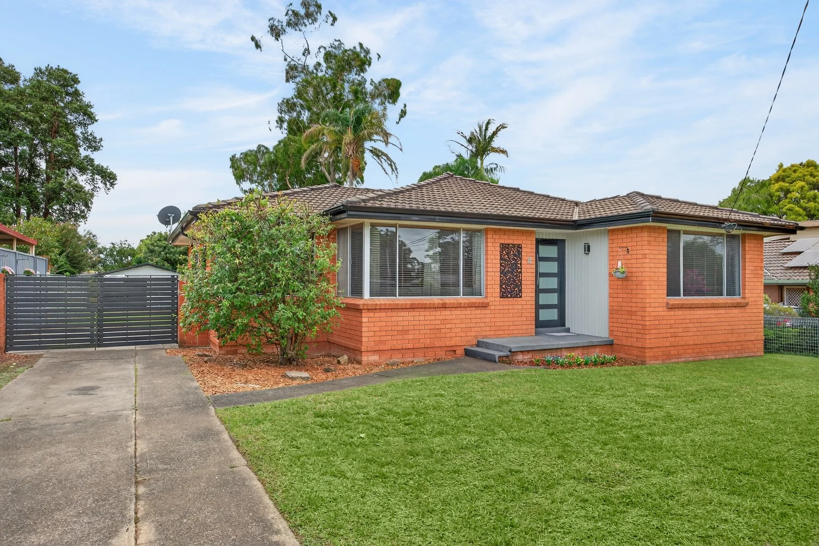 Primary image of 6 Turnbull Street, Winmalee NSW 2777