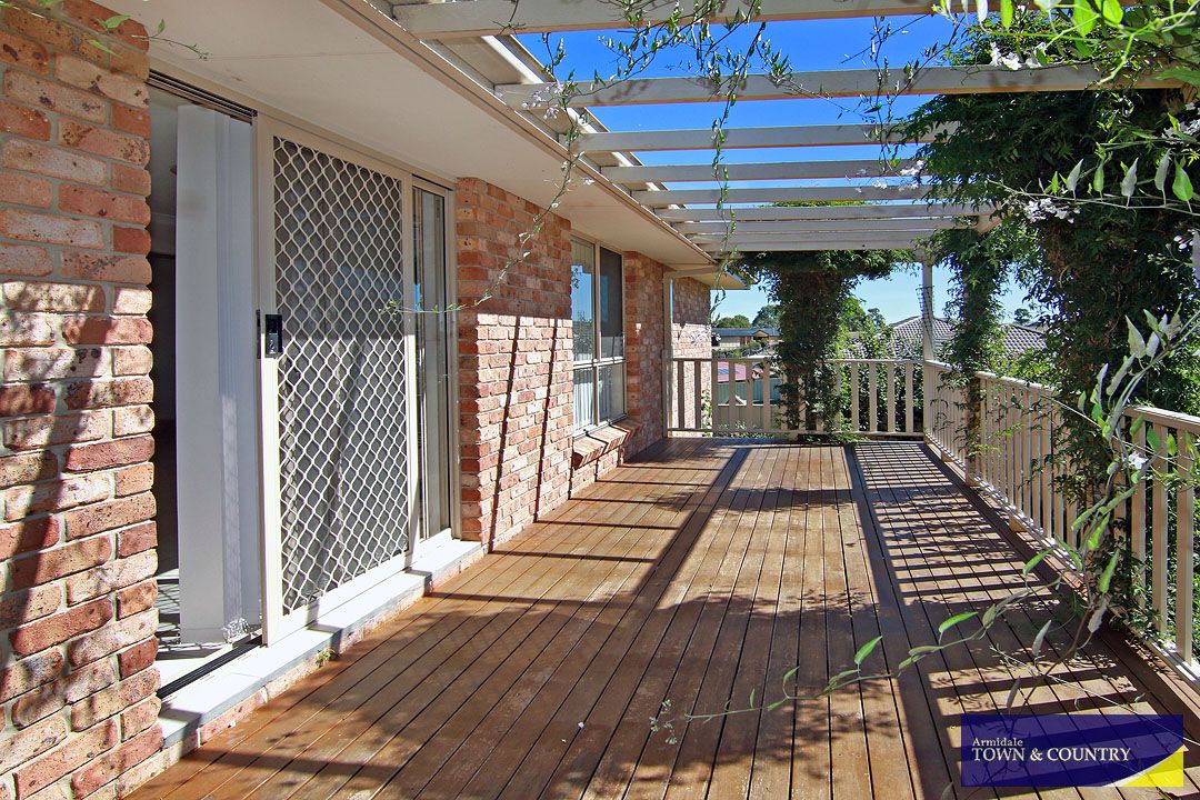 2/13 Amber Close, Armidale NSW 2350, Image 1