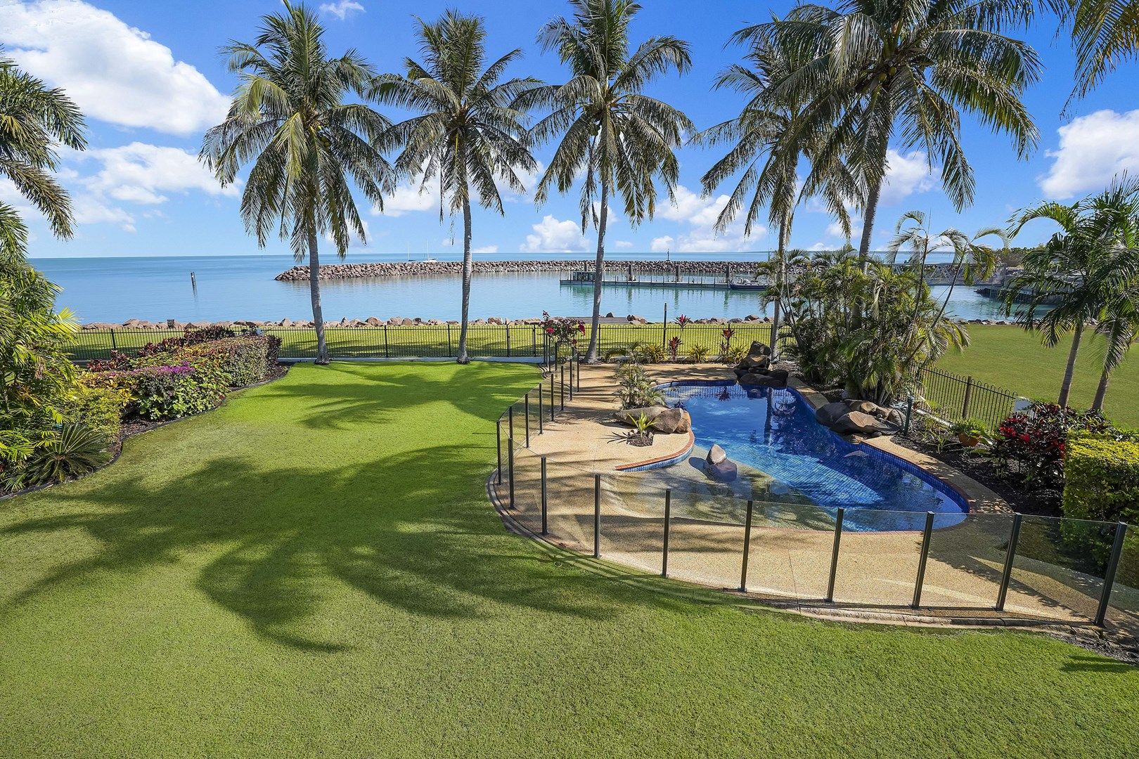 104 Cullen Bay Crescent, Cullen Bay NT 0820, Image 0