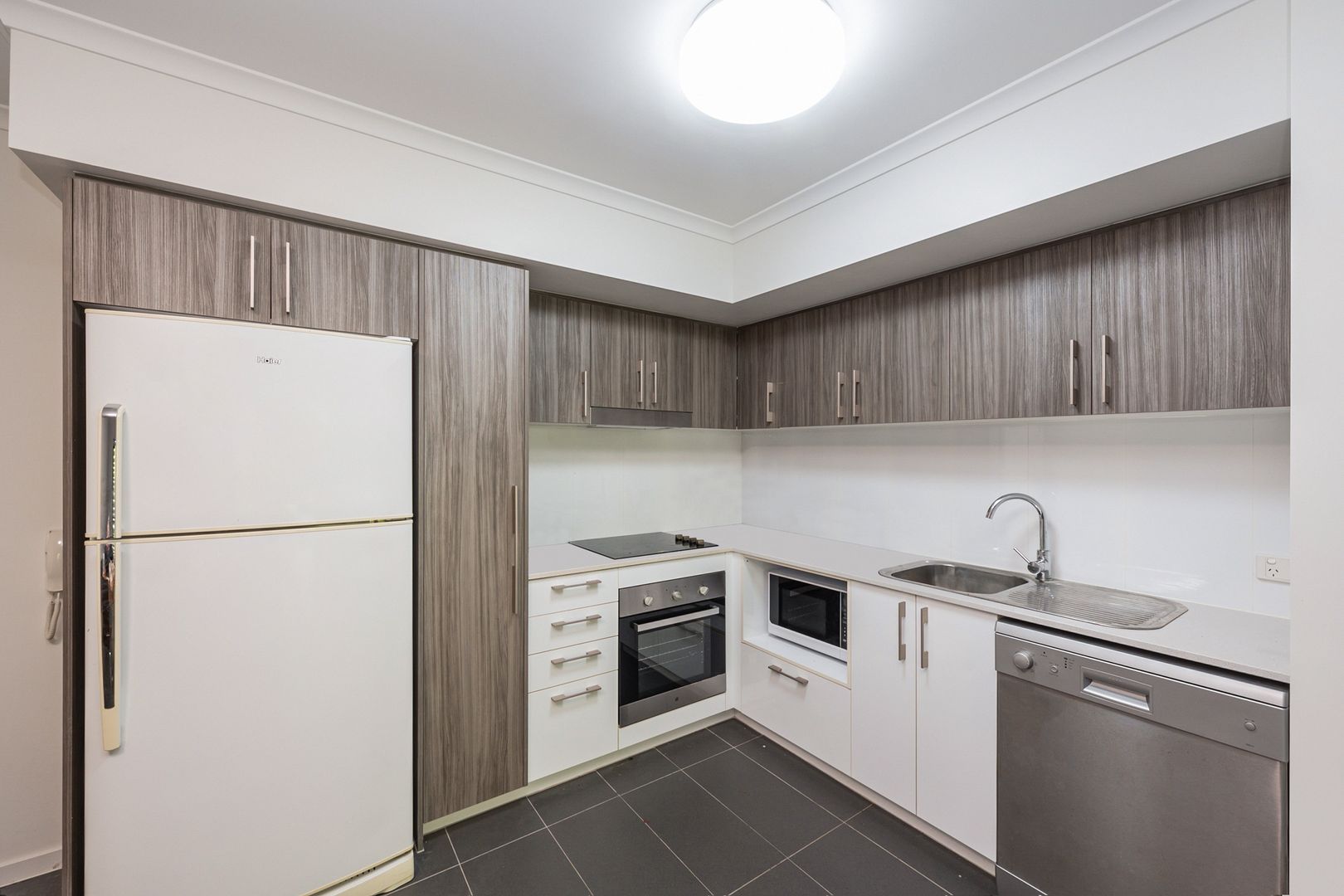 607/4 Paddington Terrace, Douglas QLD 4814, Image 1