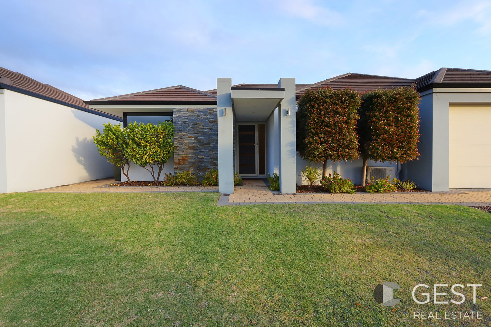 30 GRACELAND AVENUE, Landsdale WA 6065, Image 2