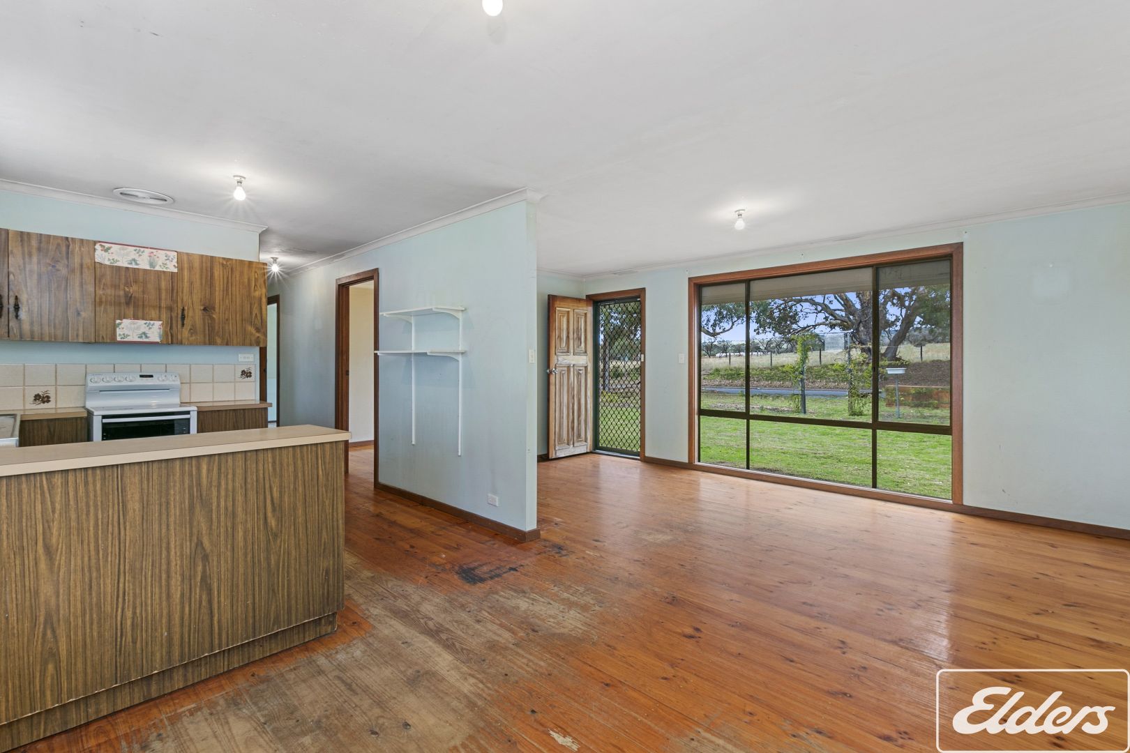 77 Oakley Road, McLaren Flat SA 5171, Image 1