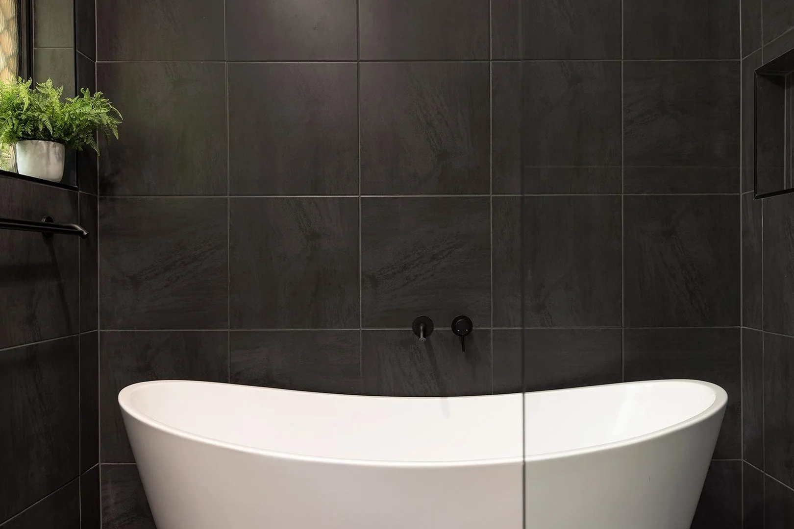 Additional image 7 of Molendinar QLD 4214