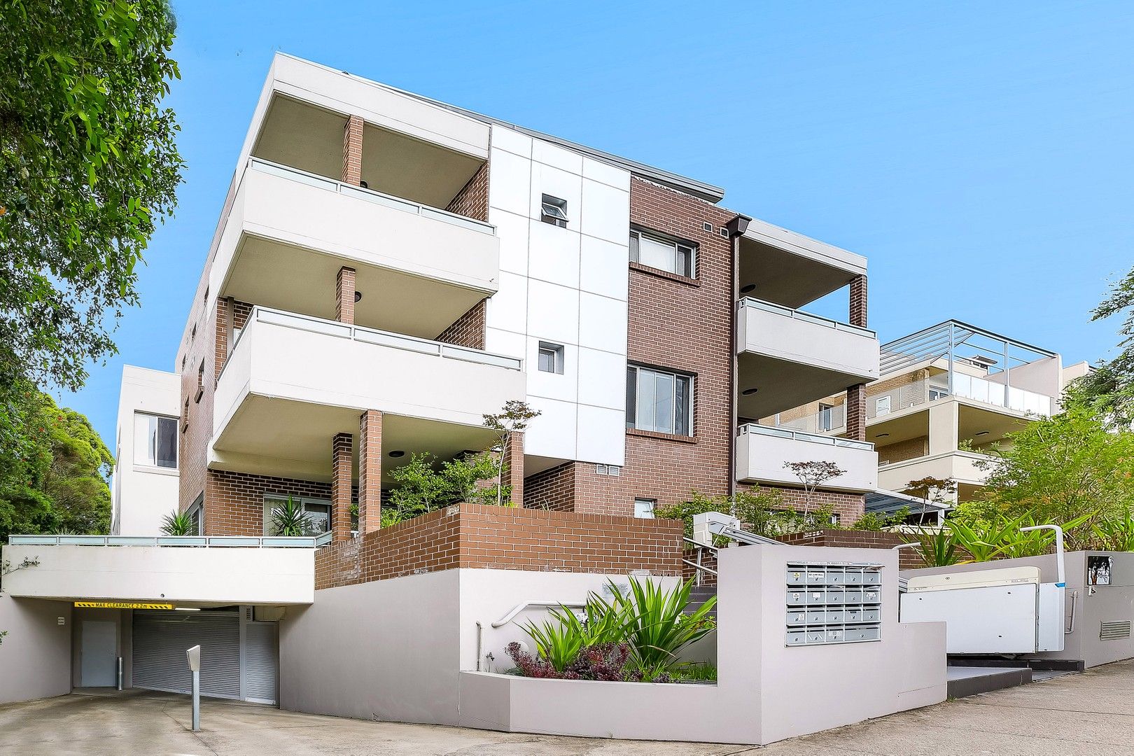 1 bedrooms Apartment / Unit / Flat in 18/152-156 Hampden Rd ARTARMON NSW, 2064