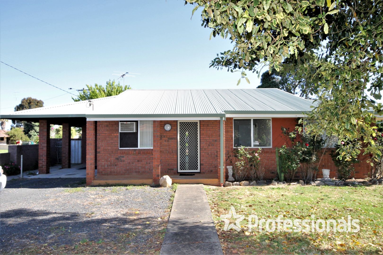 9 Galvin Street, Harvey WA 6220