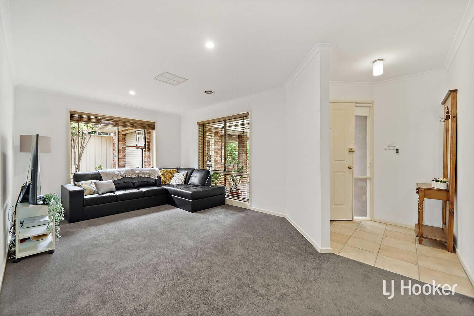 15 Alarmon Crescent, Dunlop ACT 2615, Image 1