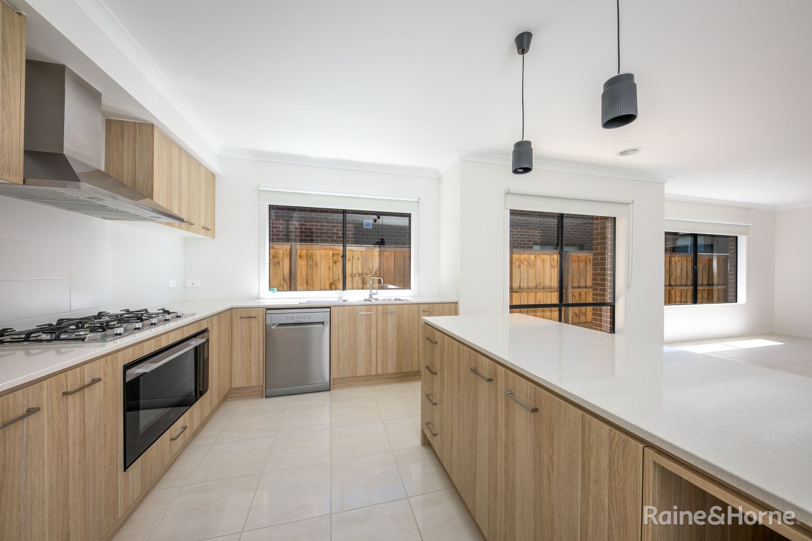 13 Bouquet Circuit, Diggers Rest VIC 3427, Image 2