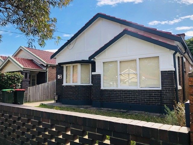 3 bedrooms House in 19 Tunbridge Street MASCOT NSW, 2020