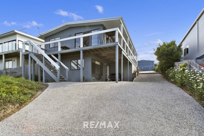 Picture of 17 Cross Street, LAKE TYERS BEACH VIC 3909