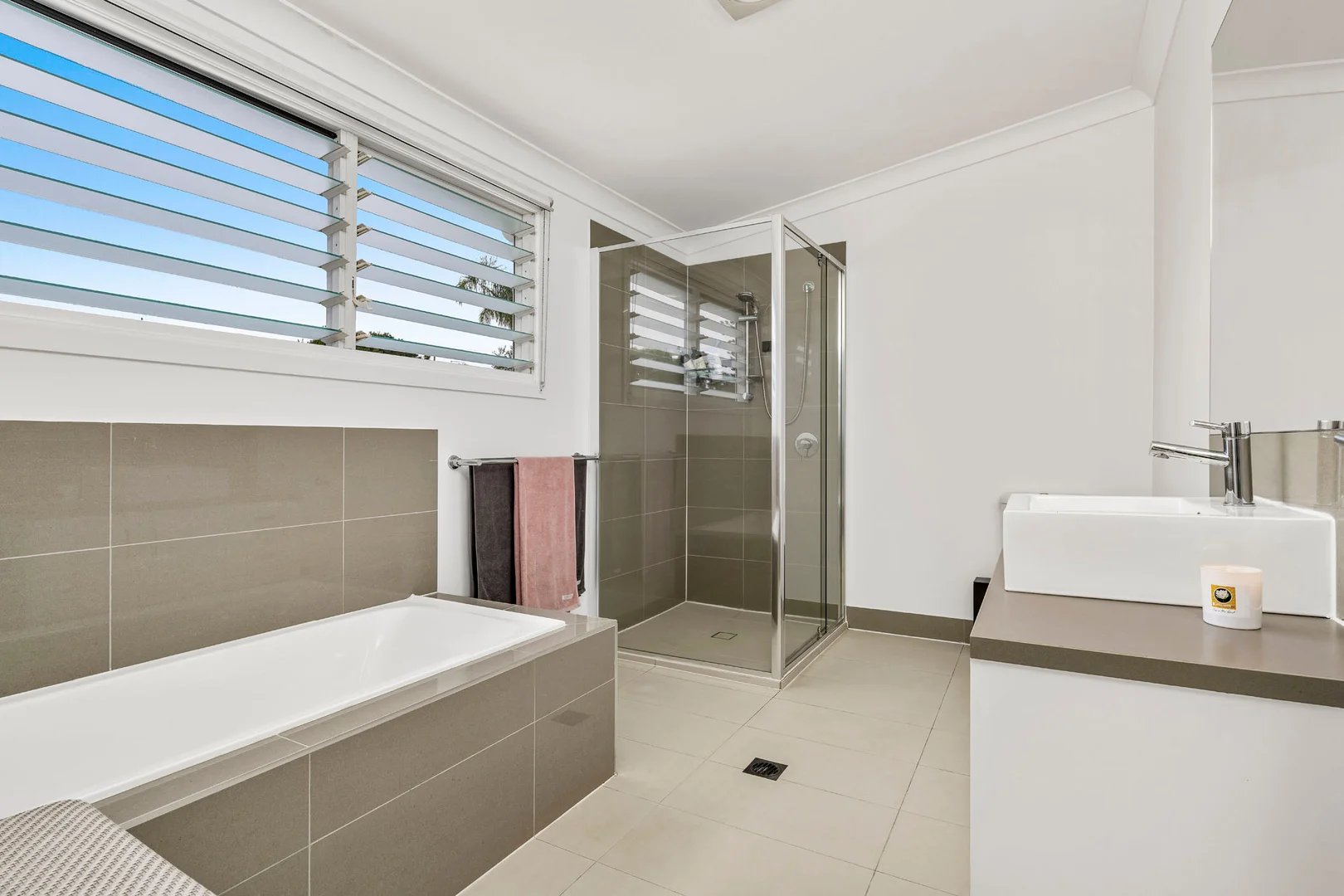 Additional image 6 of 34 Pansy St, Wynnum QLD 4178