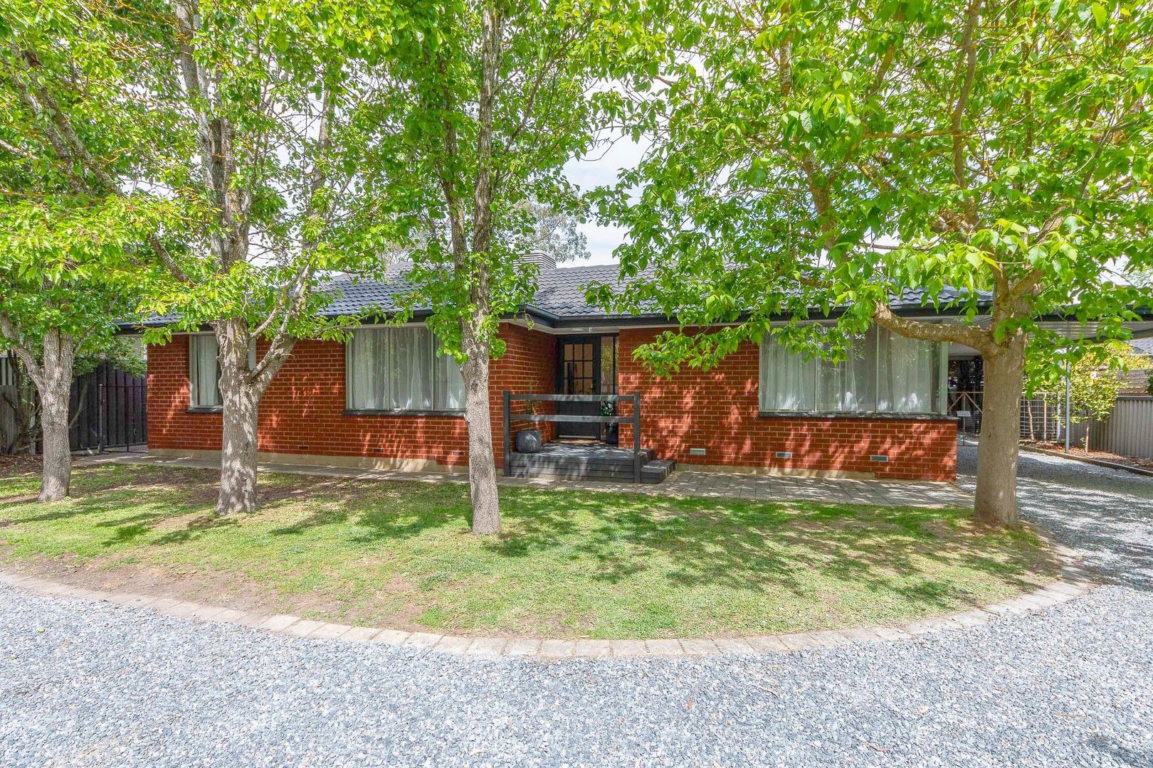 4 bedrooms House in 356 Onkaparinga Valley Road BALHANNAH SA, 5242
