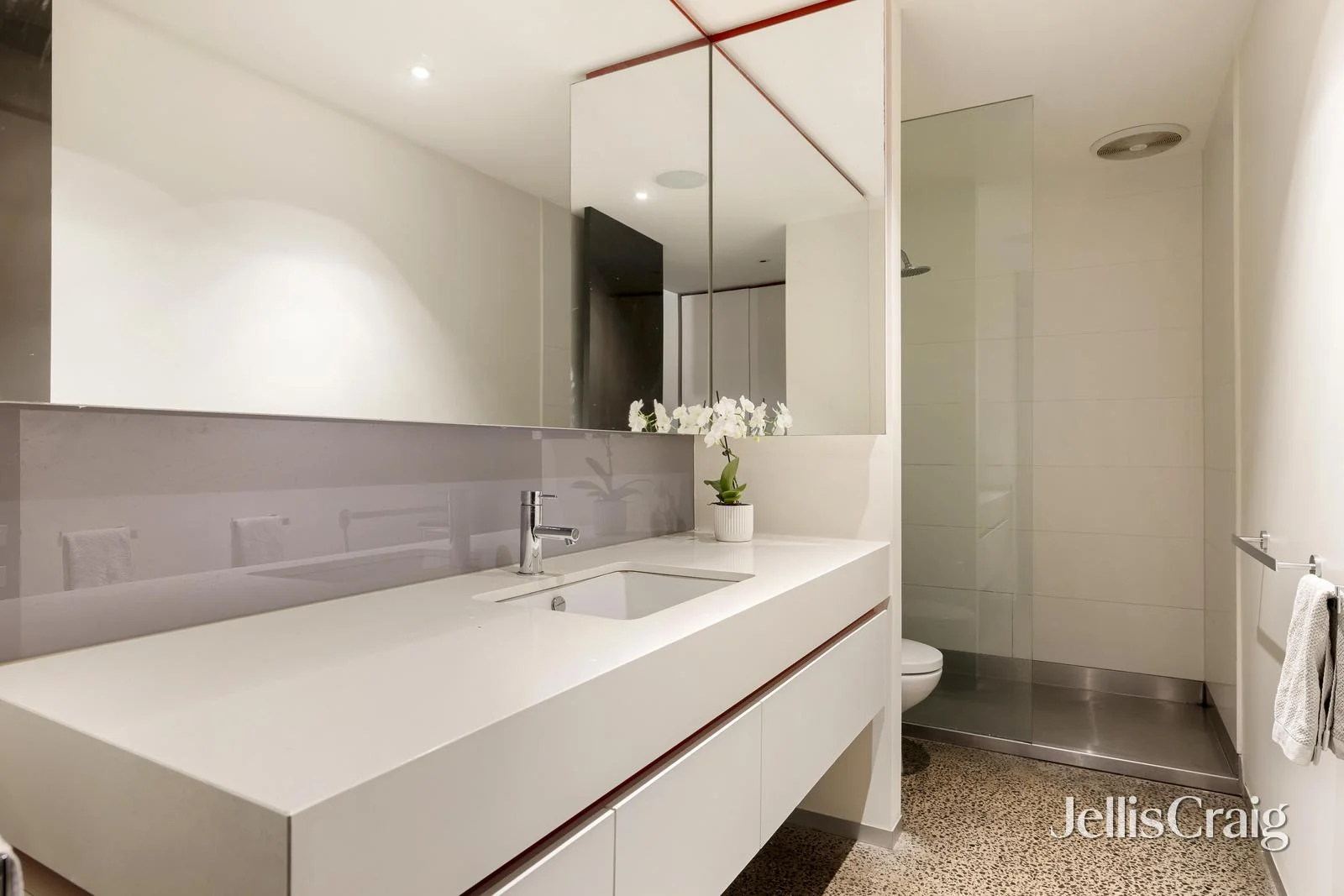 Additional image 17 of 2 North Terrace, Clifton Hill VIC 3068