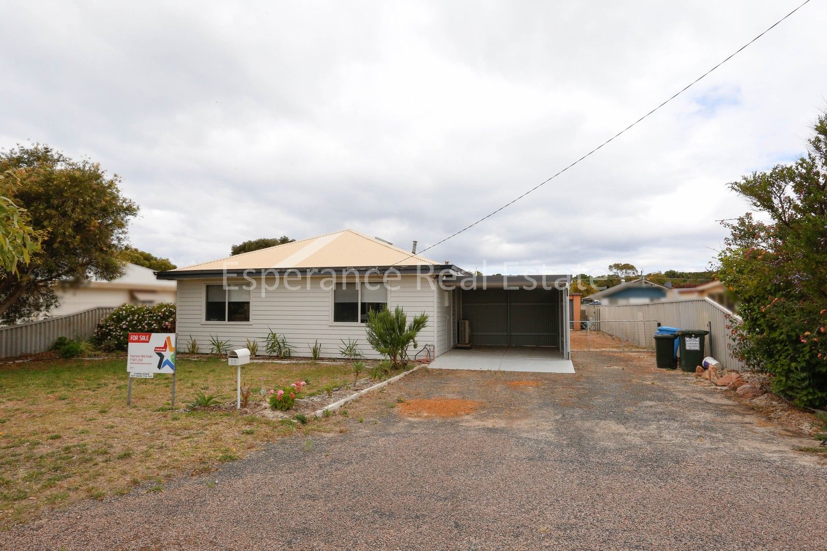 3 bedrooms House in 12 Ocean Street SINCLAIR WA, 6450