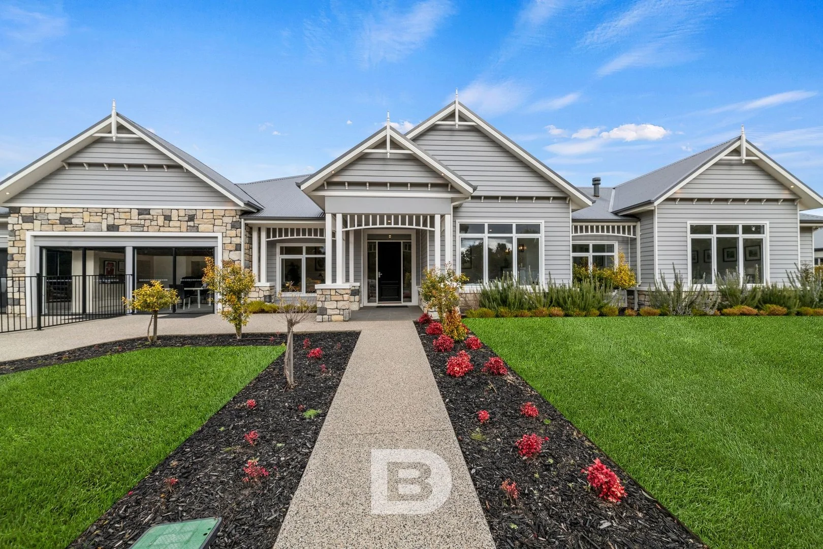 9 Willowbank Road, Gisborne VIC 3437