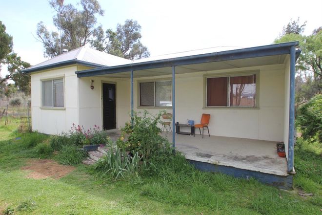 Picture of 1 Ballandean Street, JENNINGS NSW 4383