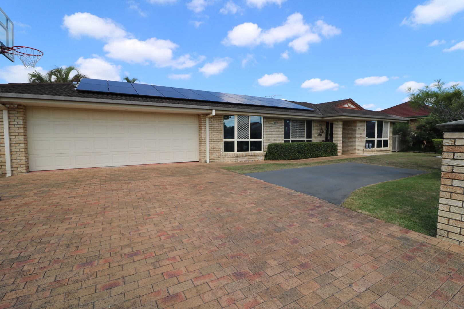 Sold 3 Cressbrook Court Meadowbrook QLD 4131 on 18 Apr 2023