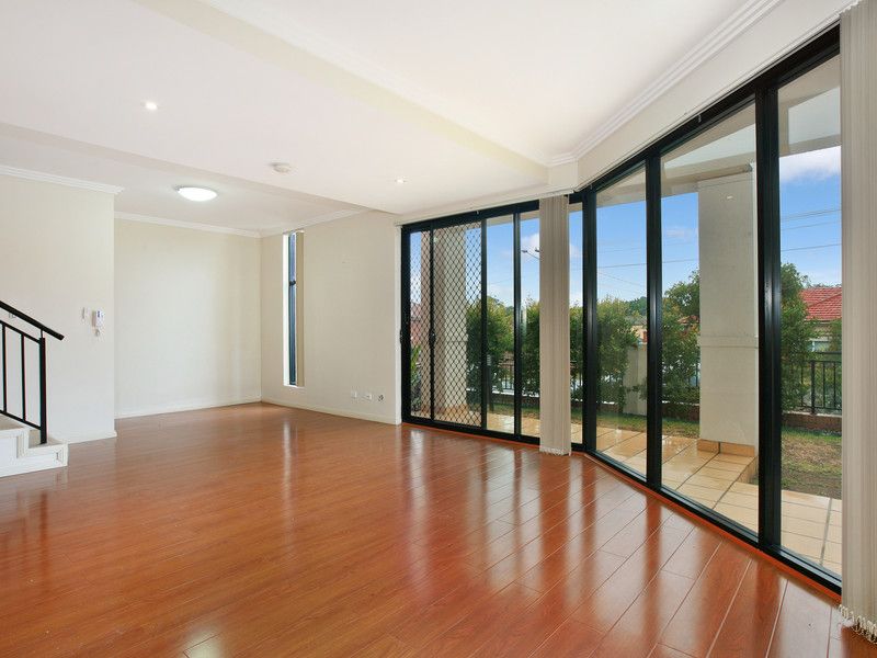 9/22 Paris Street, Carlton NSW 2218, Image 1