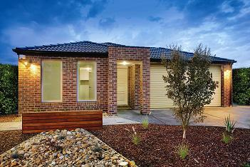 8 Paterson Drive, Lynbrook VIC 3975