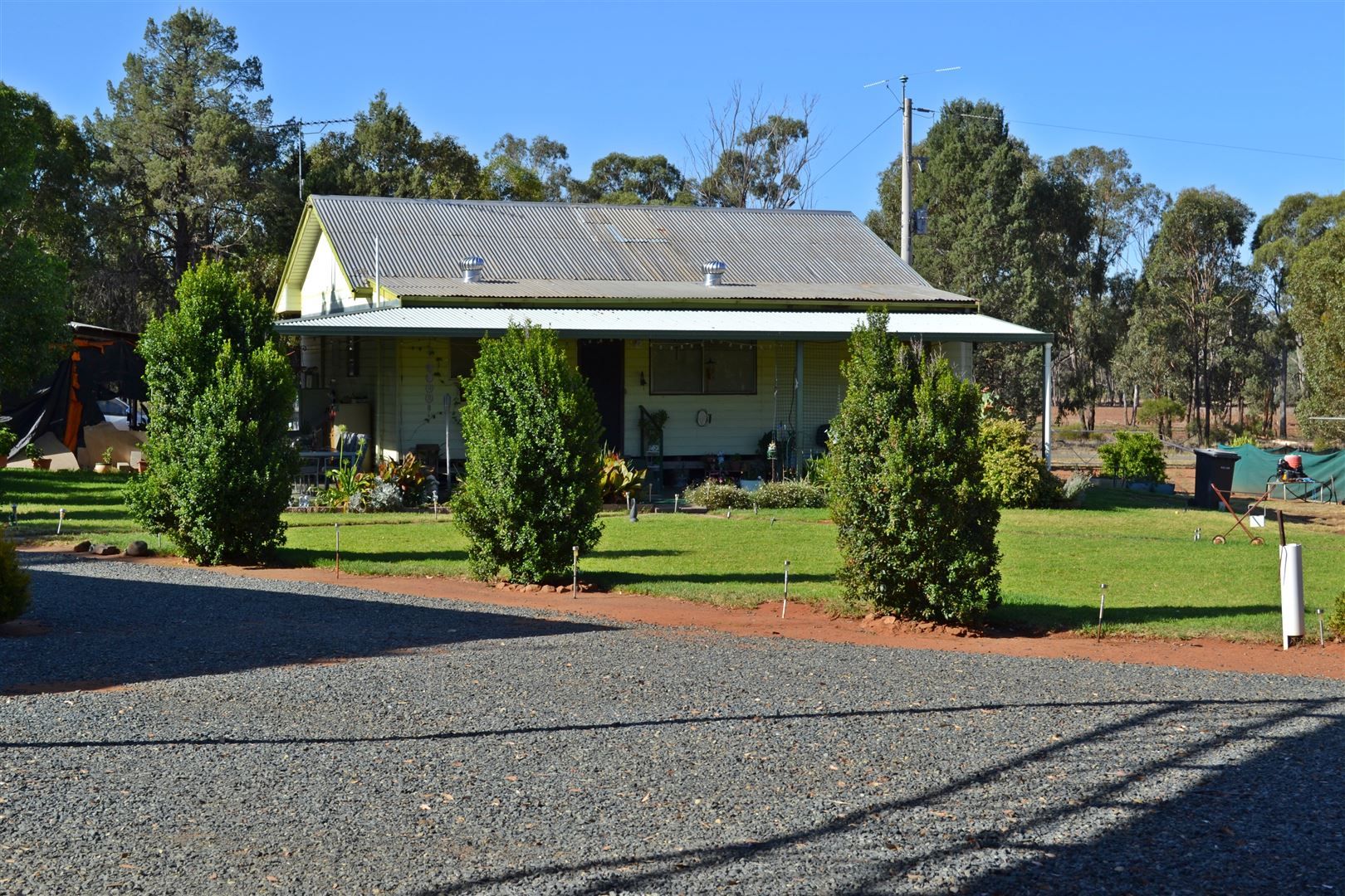 12 Stanmore Lane, West Wyalong Property History & Address Research
