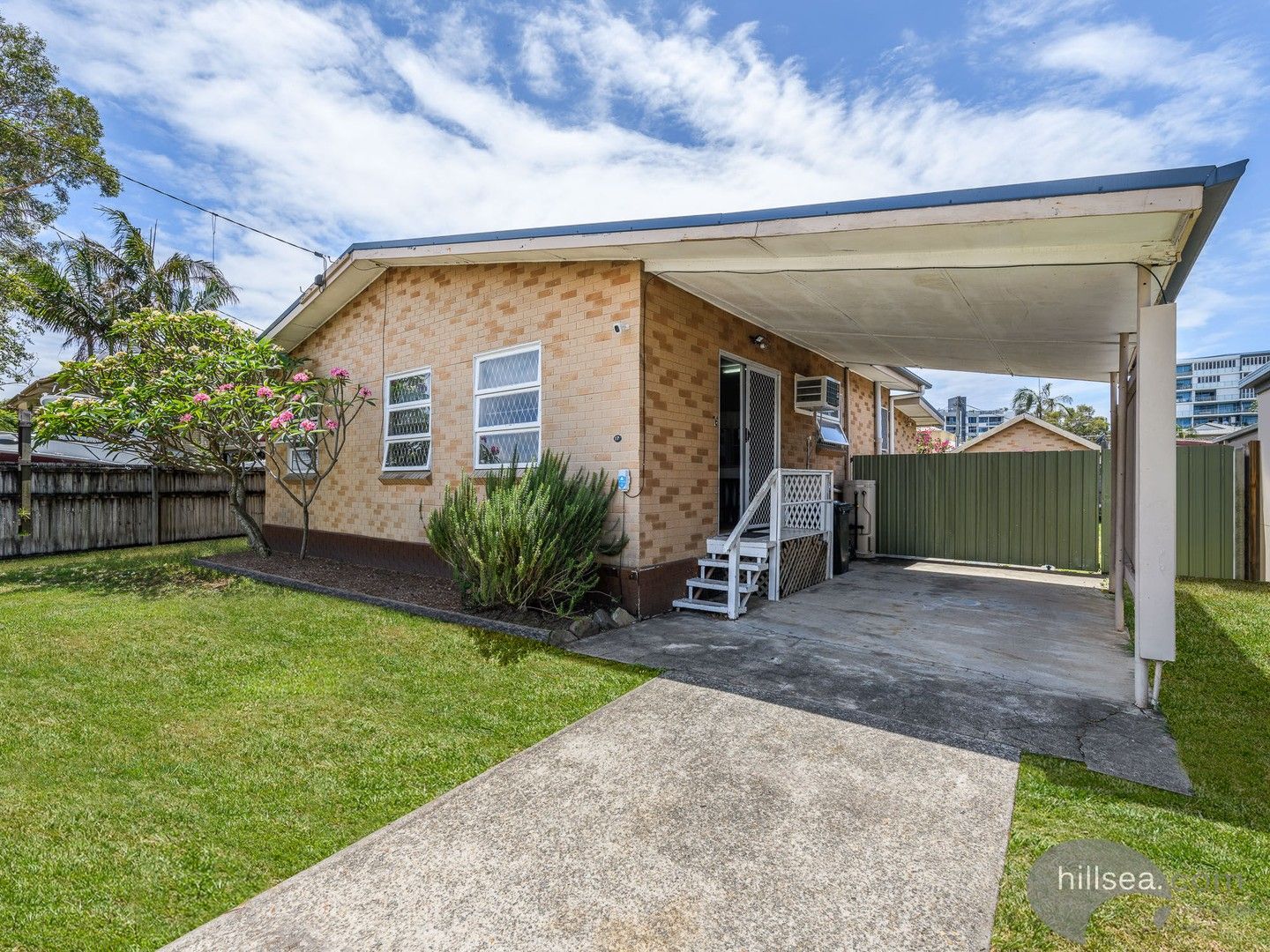 17 Loder Street, Biggera Waters QLD 4216, Image 2