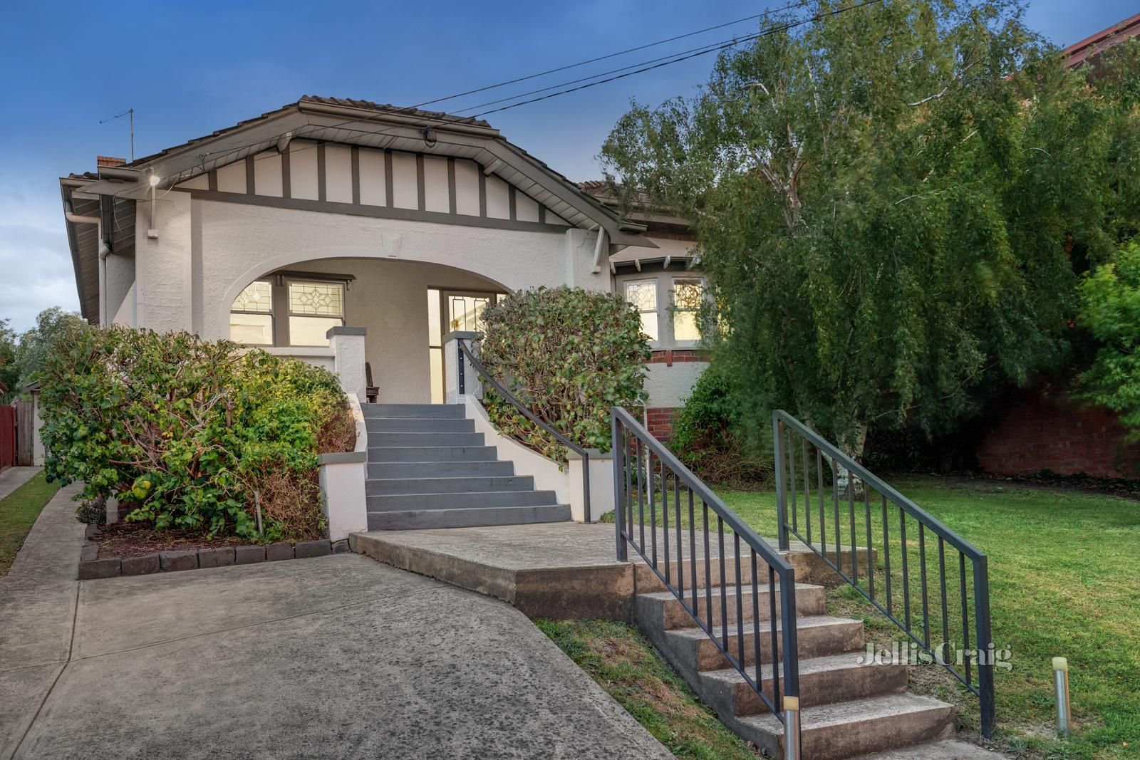 3 bedrooms House in 20 O'Loughlan Street ORMOND VIC, 3204