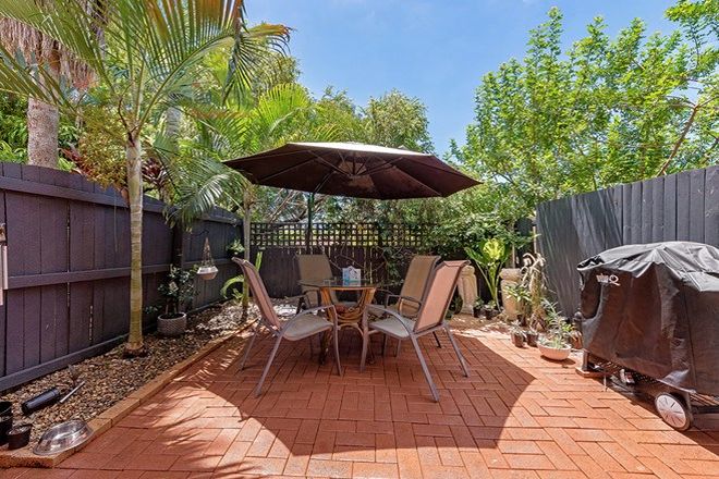 Picture of 3/4 Sherwood Close, MUDGEERABA QLD 4213