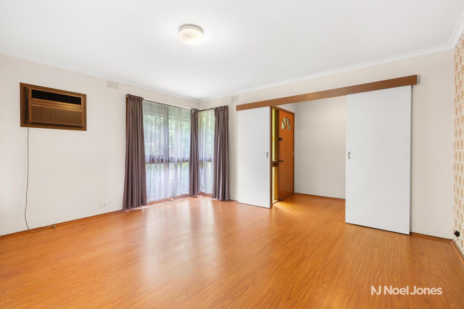 1/49 Burnett Street, Mitcham VIC 3132, Image 2