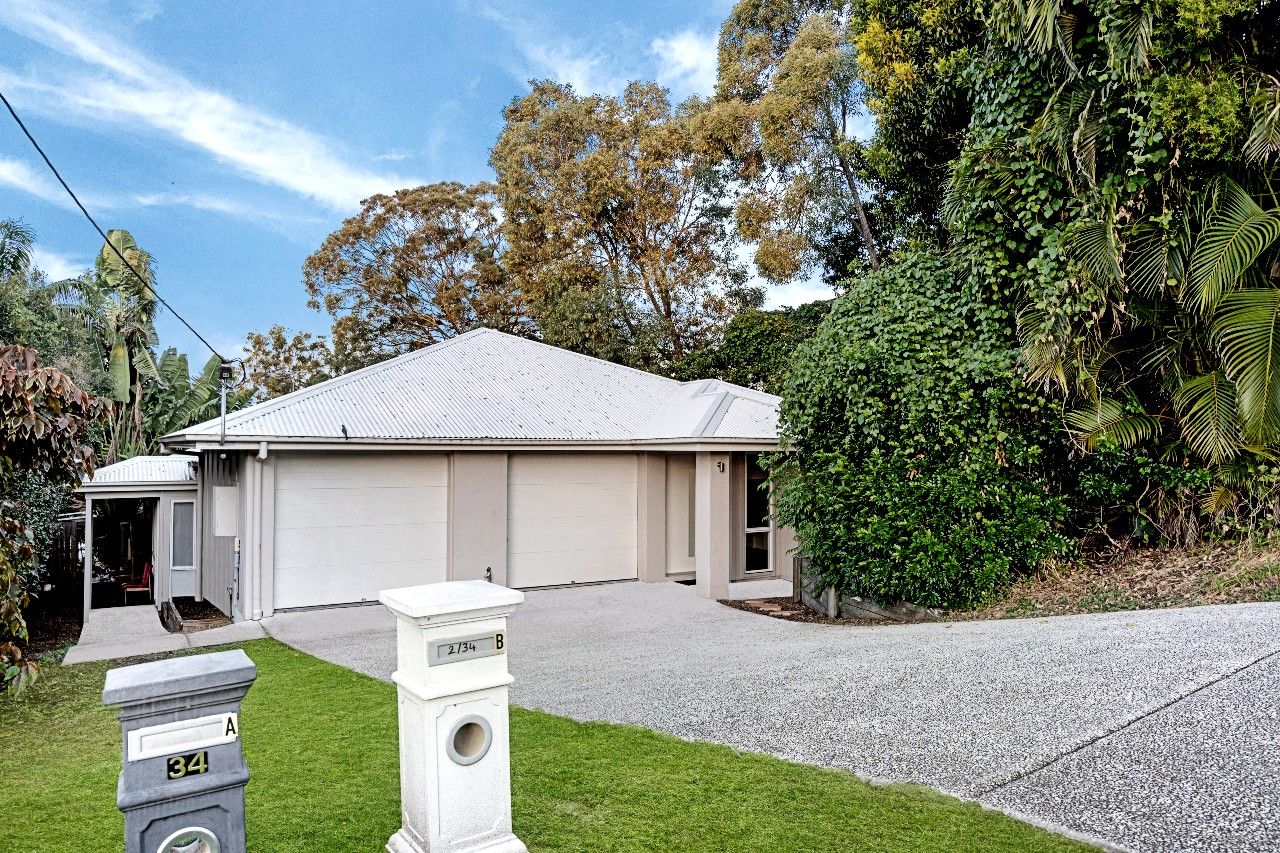 5 bedrooms Duplex in Unit 1 & Unit 2/34 Bingo Street HOLMVIEW QLD, 4207