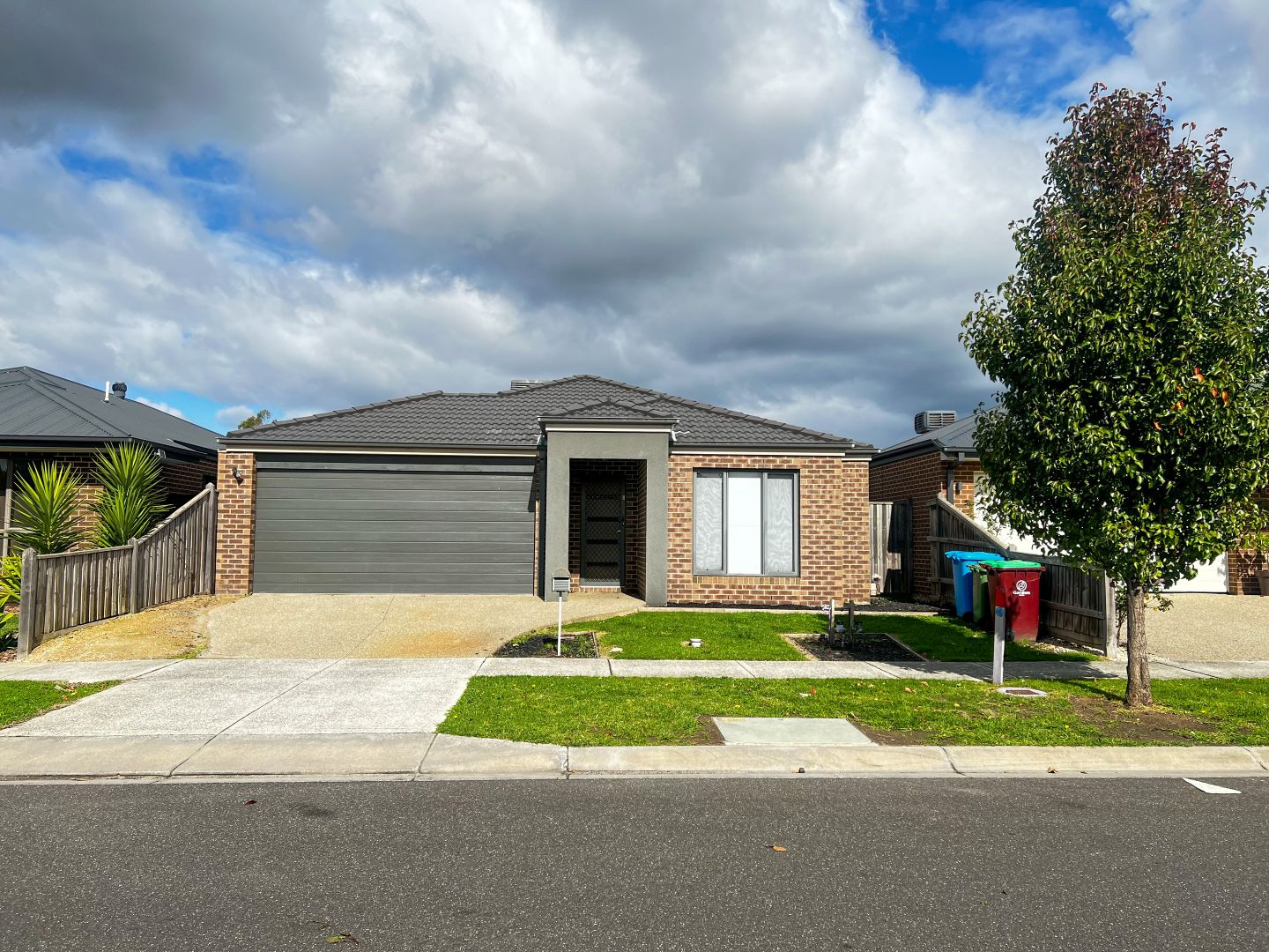 17 Campaspe Street, Clyde North VIC 3978