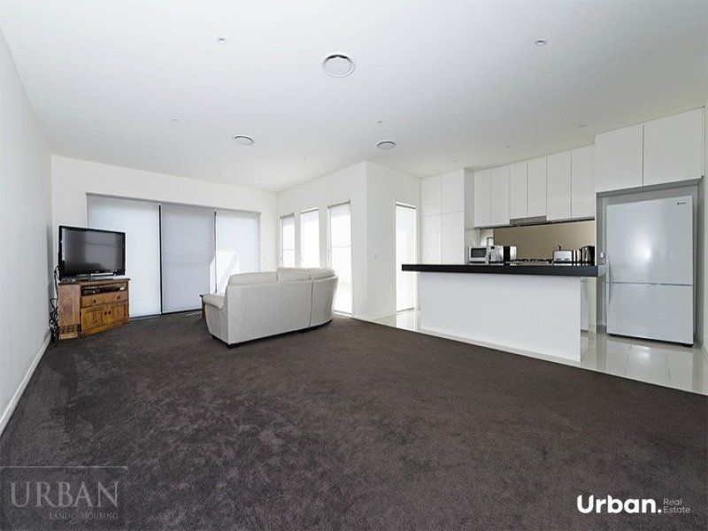 3 bedrooms Townhouse in 4 Rutherford Avenue KELLYVILLE NSW, 2155