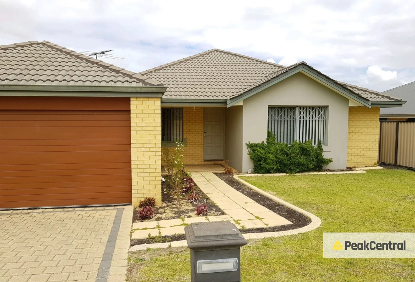 324 Lyon Road, Aubin Grove WA 6164