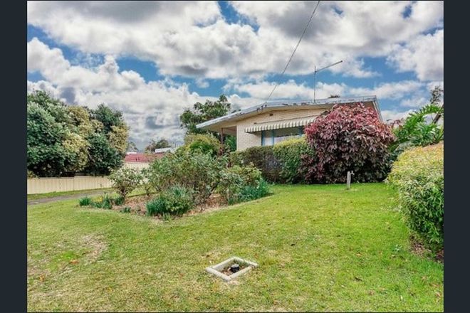 Picture of 17 Favell Way, BALGA WA 6061