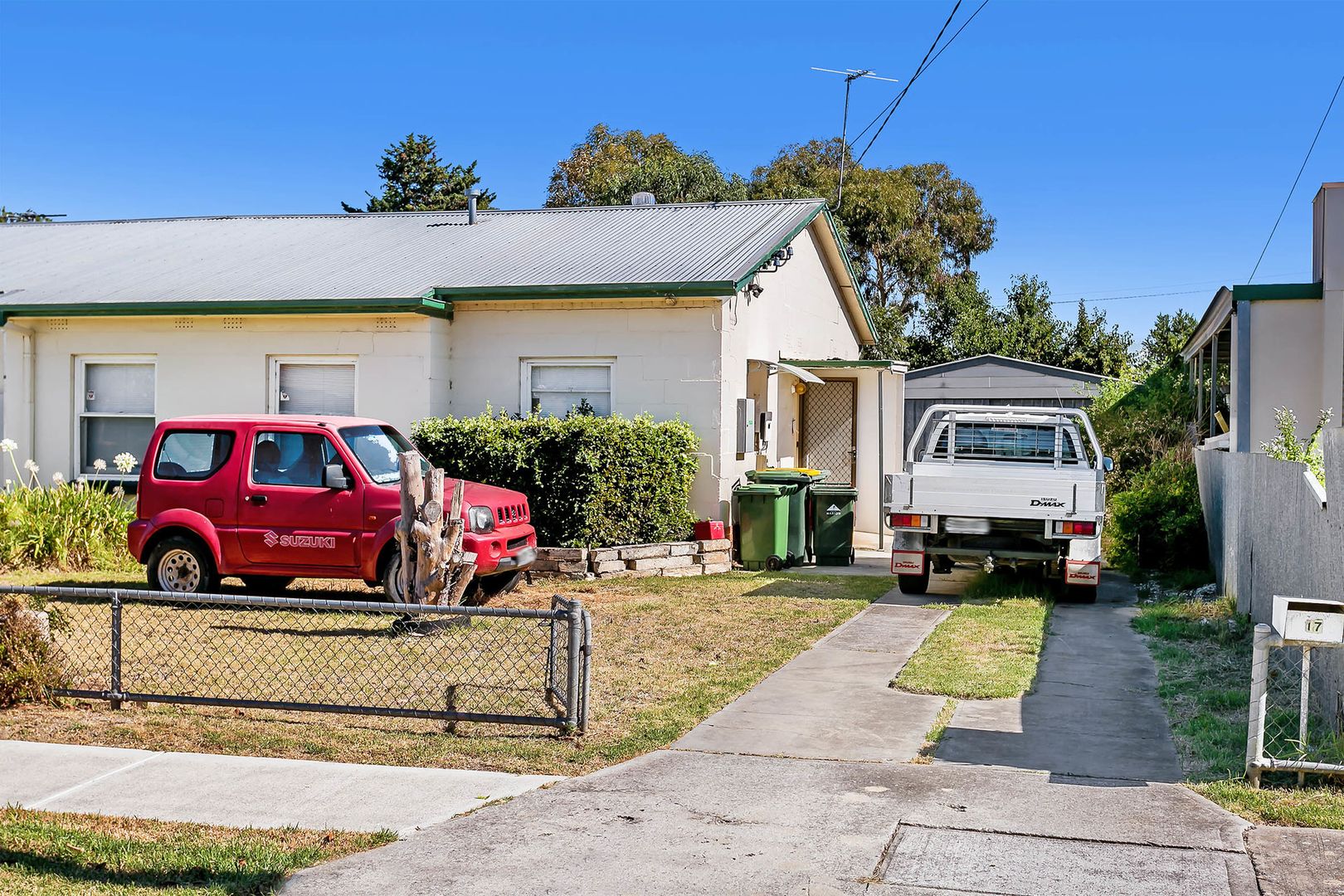 19 Nunyah Avenue, Park Holme SA 5043, Image 2